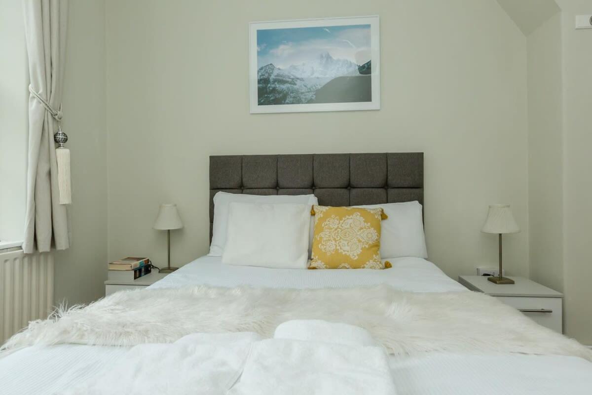 Convenient 2 Bedroom Apartment In Waterloo Londra Esterno foto